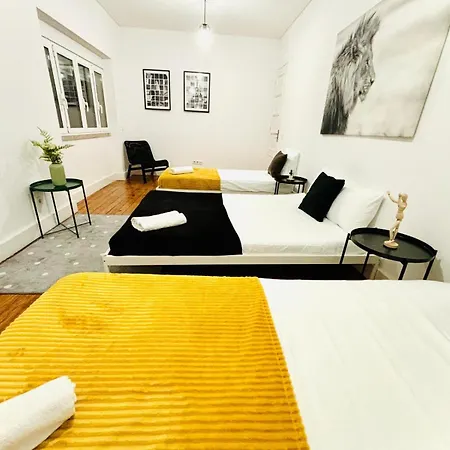 Luxury Rooms, Ideal Location For Tourists *