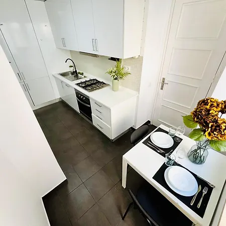 Luxury Rooms, Ideal Location For Tourists * Lisbon